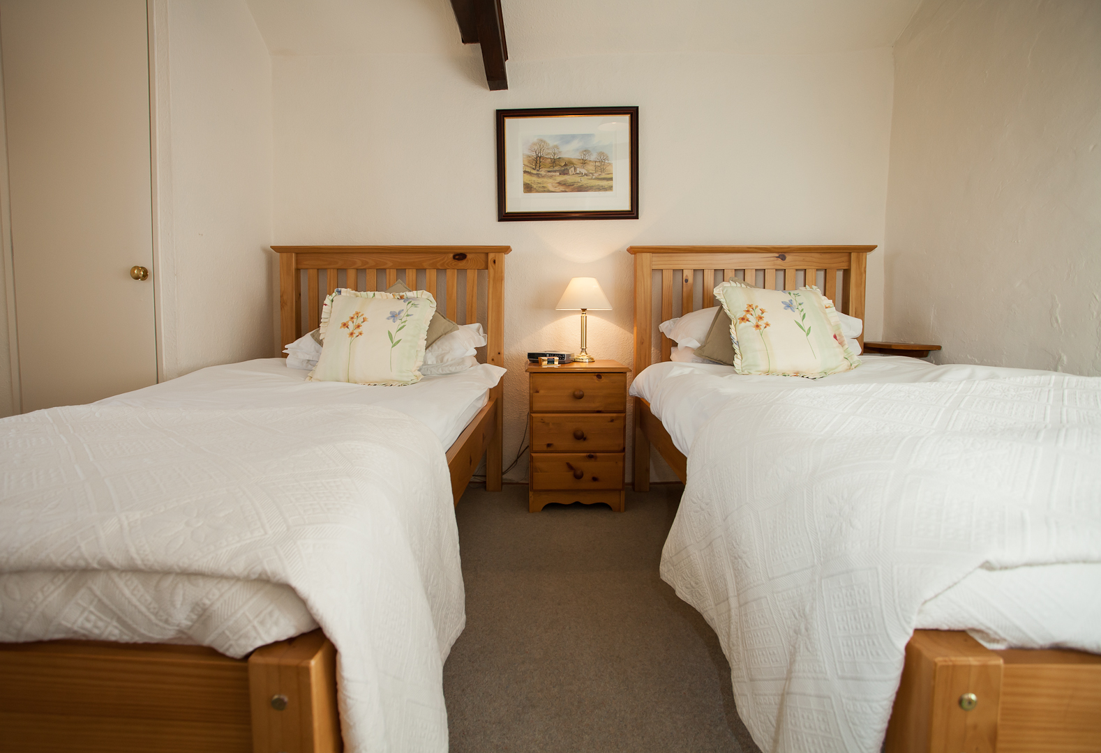 Coverdale, one of our deluxe twin rooms